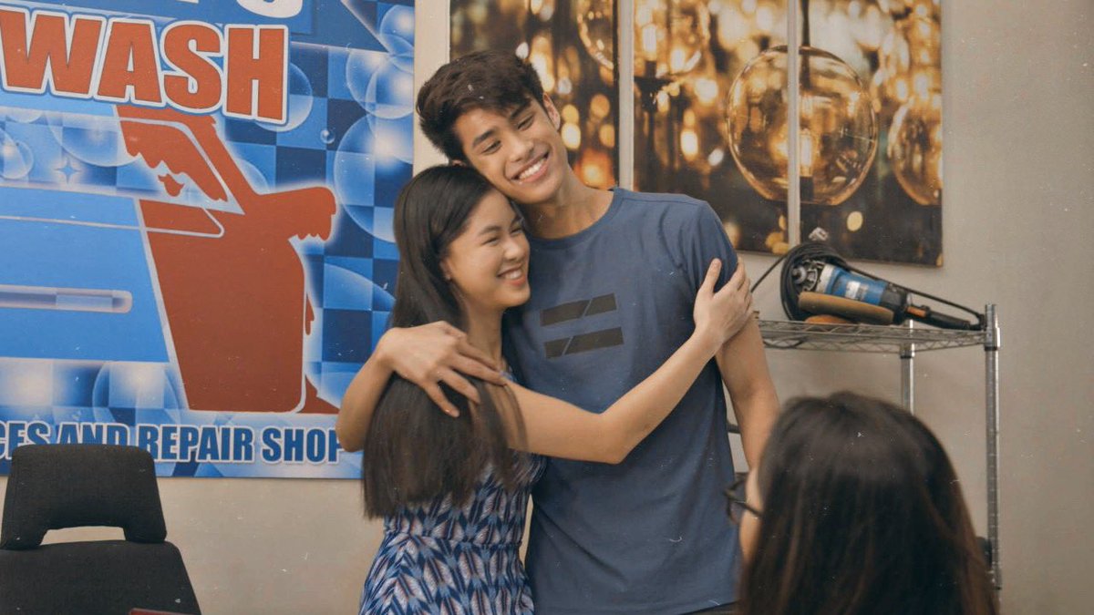 AzRalphEyes's tweet photo. Day 29 of 365 (Jan.29,2019)

•#DonKiss at #DonKissFantasticThankU

#PlayHouseBackgroundCheck 
#KISSESxPALMOLIVEwhite 
@donnypangilinan @KissesDelavin https://t.co/He2vOsOpfL