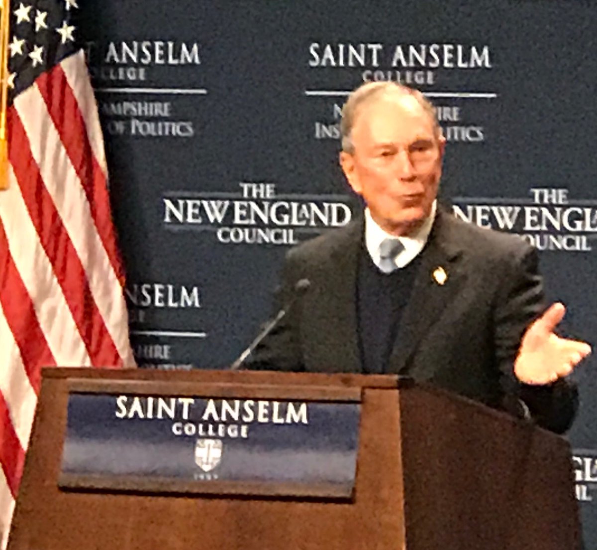 JamesJflanaga's tweet photo. Welcoming Mayor Bloomberg to Saint A’s NHIOP #firstinthenationprimary https://t.co/IwglcItcnA