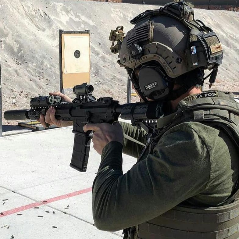 CORESURVIVAL's tweet photo. #Repost @agilitetactical
#agilitebridge spotted downrange with Las Vegas SWAT #HelmetBridge #agilite #opscore #swat #thinblueline #ert #swatofficer #helstar6 https://t.co/GRDlBsE5YY
