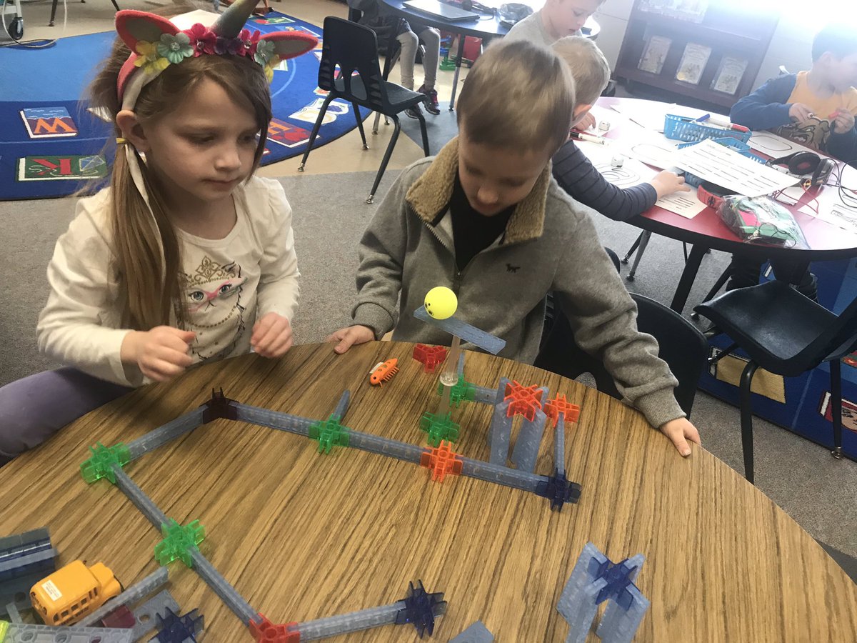 fabuLASHfudale's tweet photo. Yesterday K students loved designing, playing &amp; working with the @BrackitzEDU BUGZ Play pack. Honestly, older kids loved it too! I had to order more bugs! @FishcreekSMFCSD @SMFSchools #true2stow #stowk4 https://t.co/dLtoB5aHmb