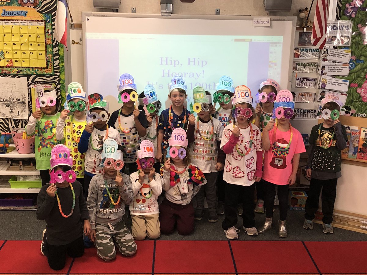 kinardmde's tweet photo. Hip Hip Hooray, it’s the 100th day! 💯 #100daysbrighter #Kindergarten @MDEsbisd https://t.co/9Zz1feh1rP