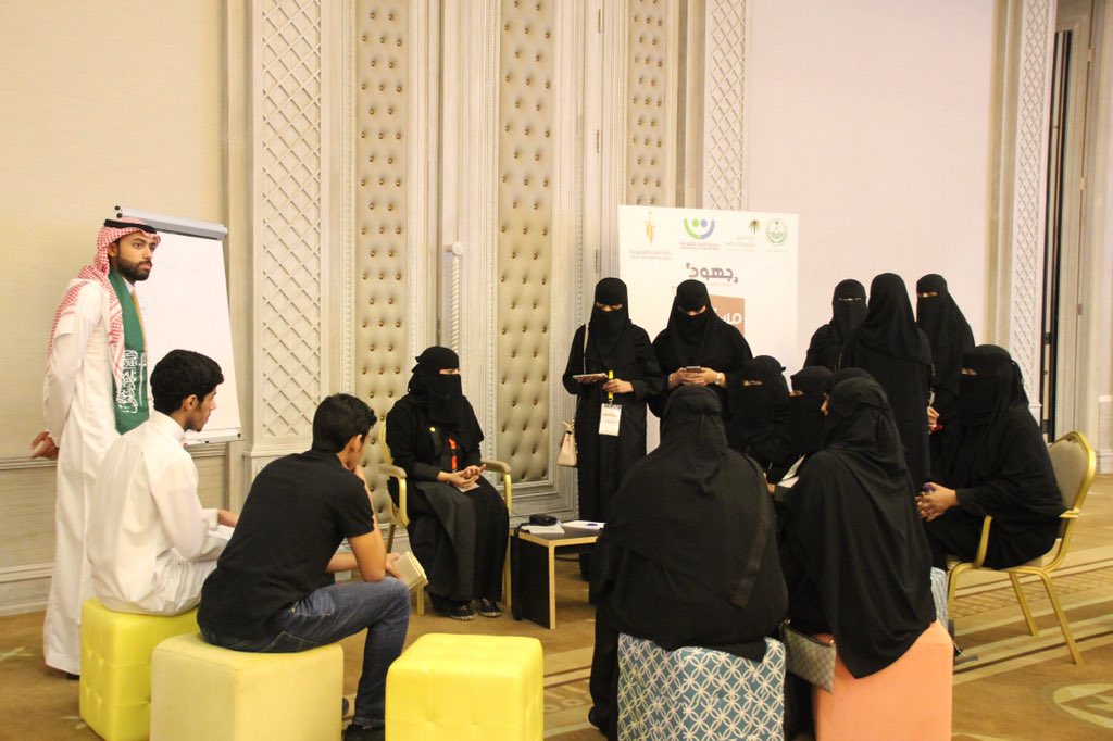 نخبة من القيادات والخبراء قدموا العديد من الإستشارات في مجالات العمل التطوعي في #مستشار_التطوع 

#قوة_السعودية_الناعمة
