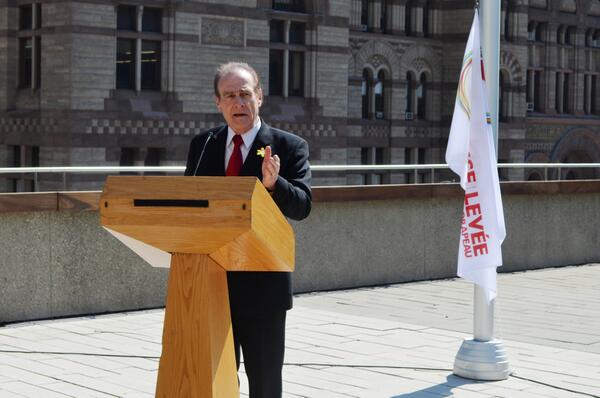 #ThrowbackThursday to 2014 when <a href="/norm/">Norm Kelly</a> celebrated World #Autism #Awareness day by raising the flag! Get your free flag by registering for this year's campaign today: bit.ly/rtf19
