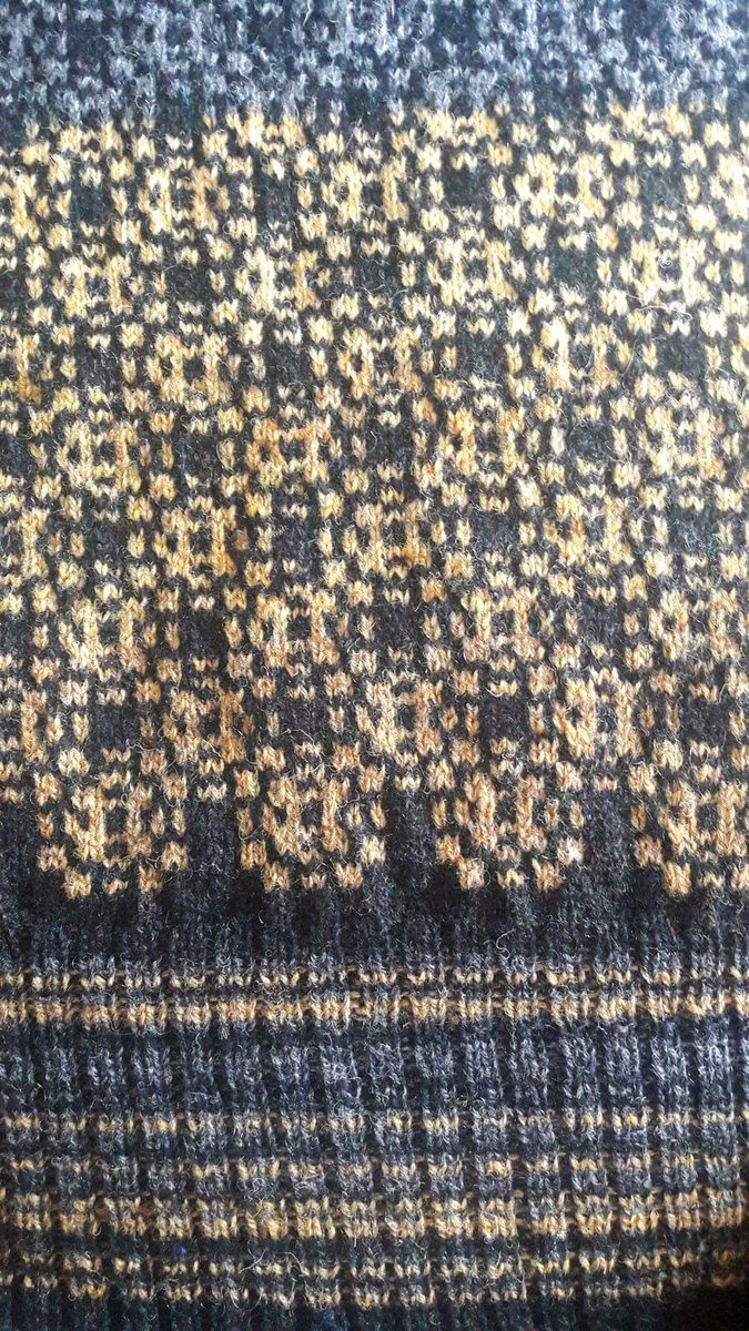 thedutchknitter's tweet photo. UP HELLY AA in the cuff in morse code and as Magic Motif.
#scotland #uphellyaa #uphellyaalerwick #uphellyaa2019
#shetland #hat
#lerwick
#scalloway
#MagischeMotieven
#MagicMotifs
#fairisleknitting
#breien #knitting
#carlameijsen #thedutchknitters
#ShetlandArts #thebooth https://t.co/HBA9DQMbjA
