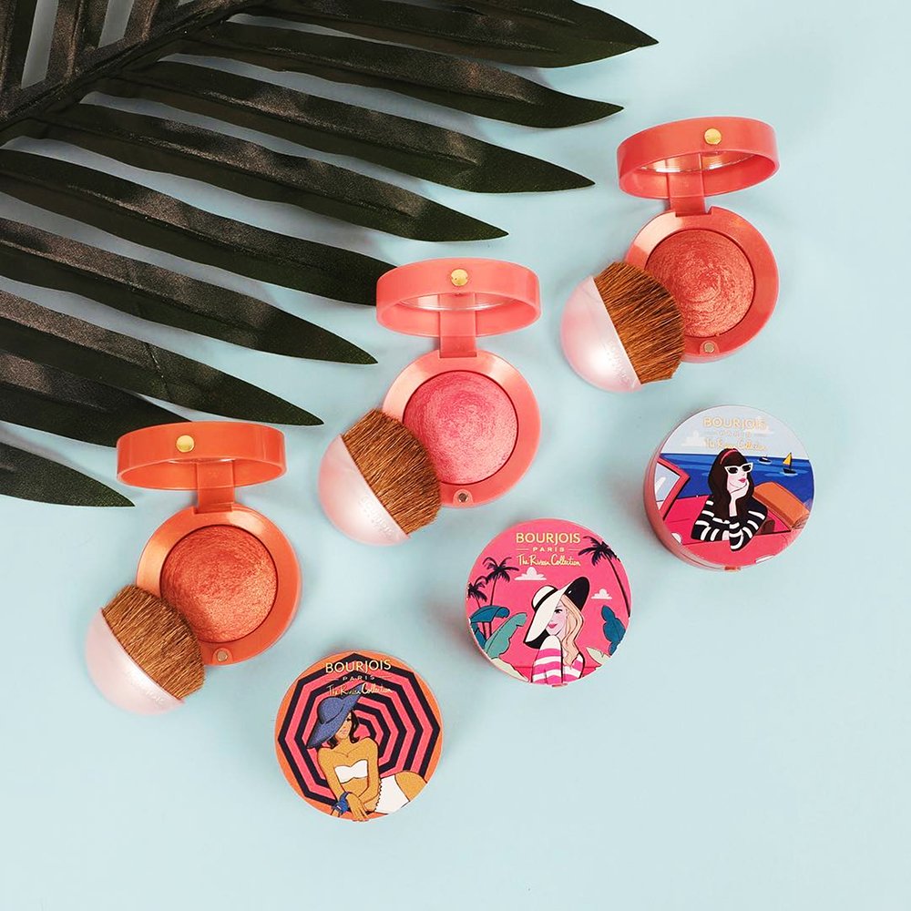_illustrationX's tweet photo. #SunKissedShades - Veronica Collignon works with Bourjois Australia to create art for their blush pots #fashion #illustration #retail #beauty #cosmetics #Australia #makeup #VeronicaCollignon #Bourjois #artwork #inspired #FrenchRiviera https://t.co/qPNoJee6Fl https://t.co/OK0zqh5f34