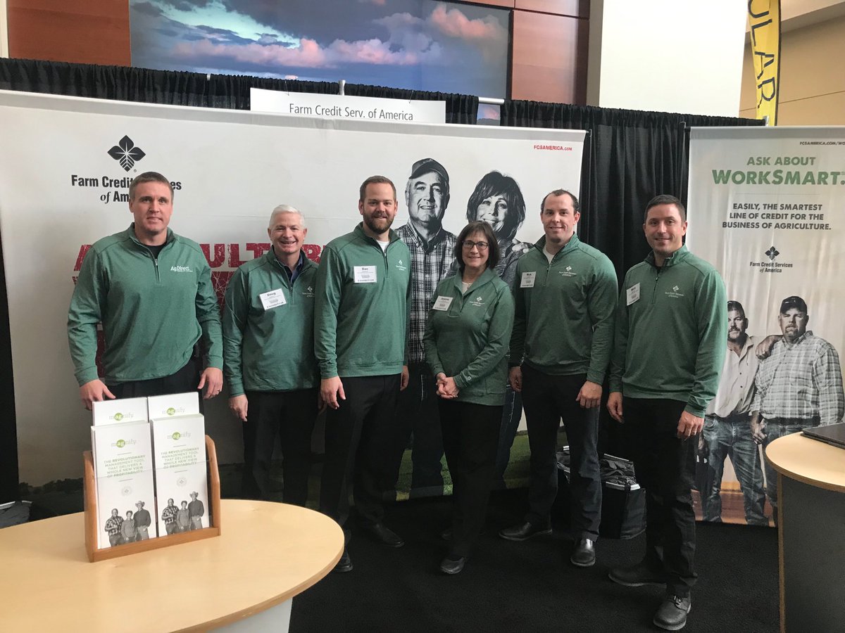 Come visit ⁦<a href="/FCSAmerica/">Farm Credit Services of America</a>⁩ at the Iowa Power Farming Show today at booth #848.  Free gloves!