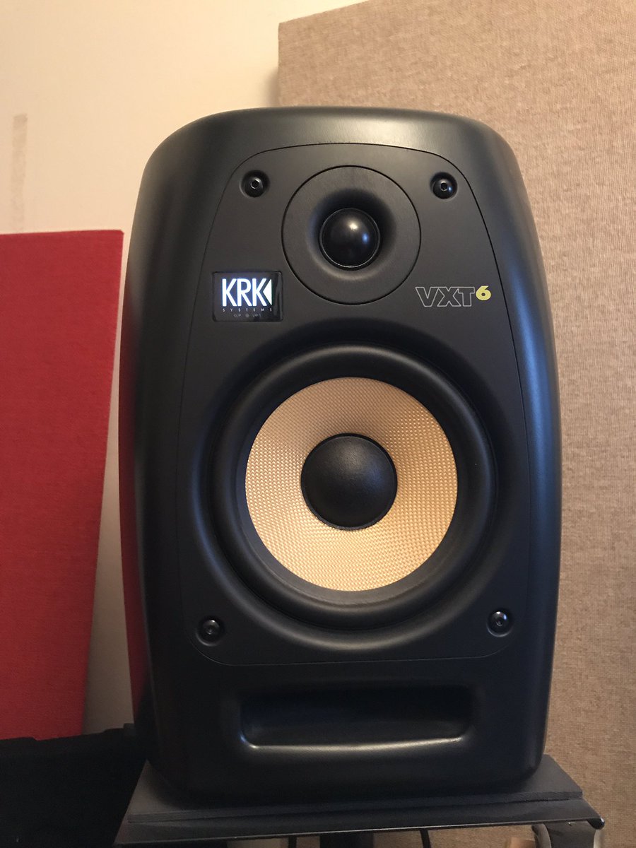 BackBoneDrums's tweet photo. I just LOVE these bad boys!!! @KRKSYS #krk #studiomonitors #musicproduction https://t.co/xFf6QROwXP