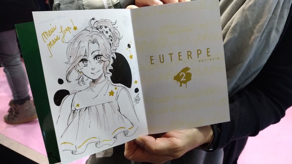 EditionsH2T's tweet photo. [ANGOULÊME] Le #FIBD2019 c'est fini! Un grand merci à toutes celles et ceux qui se sont déplacés nombreux! Et un grand bravo à nos auteures @magicaly_fr et #ArtofK qui ont enchaîné les dédicaces pendant 4 jours! ✨ #manga #Angouleme #BD https://t.co/V1xK75Ncqn