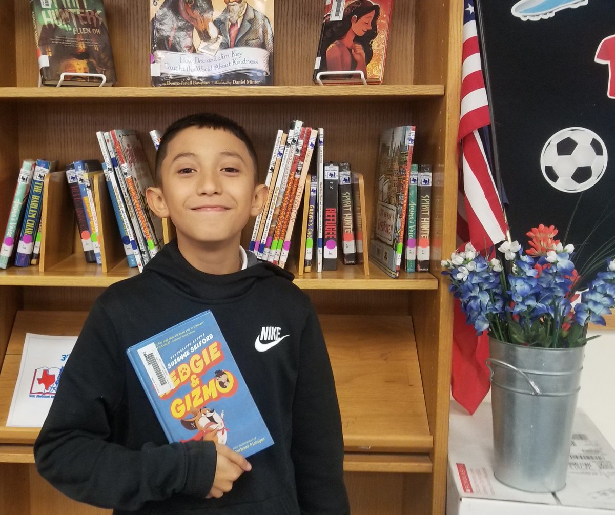 @GlenParkElem students that read at least 5 <a href="/TBABooks/">TX Bluebonnet Award</a> were able to participate in our voting party this morning. And the winner is...a tie! Spirit Hunters by @ElloEllenOh and Sergeant Recklesss by Patricia McCormick both came in first. Wedgie and Gizmo came in 3rd! <a href="/InsideFWISD/">Inside FWISD</a>