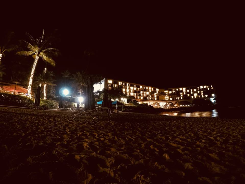 TheFlipSideComm's tweet photo. #TravelTuesday  Hawaii at night. 
#PlayTurtleBay #LetHawaiiHappen #TurtleBayResort #Beach https://t.co/IaP3oBscBD
