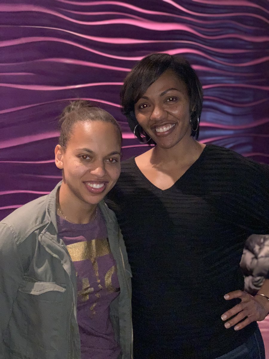 CoachA_Smith's tweet photo. Happy 40th Birthday to an amazing person @Tiff_Hayden!! If you know Tiff...then you know her IMPACT is real! #40isHERE ๐๐ฝ๐๐ฝ #Mentor #BeGreat https://t.co/PVp3H4pb3V