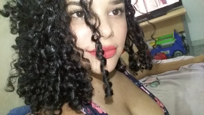 Mas uma,pra n&atilde;o esquecerem de mim. 😋😘😗😄 https://t.co/f7EVqrhDhT