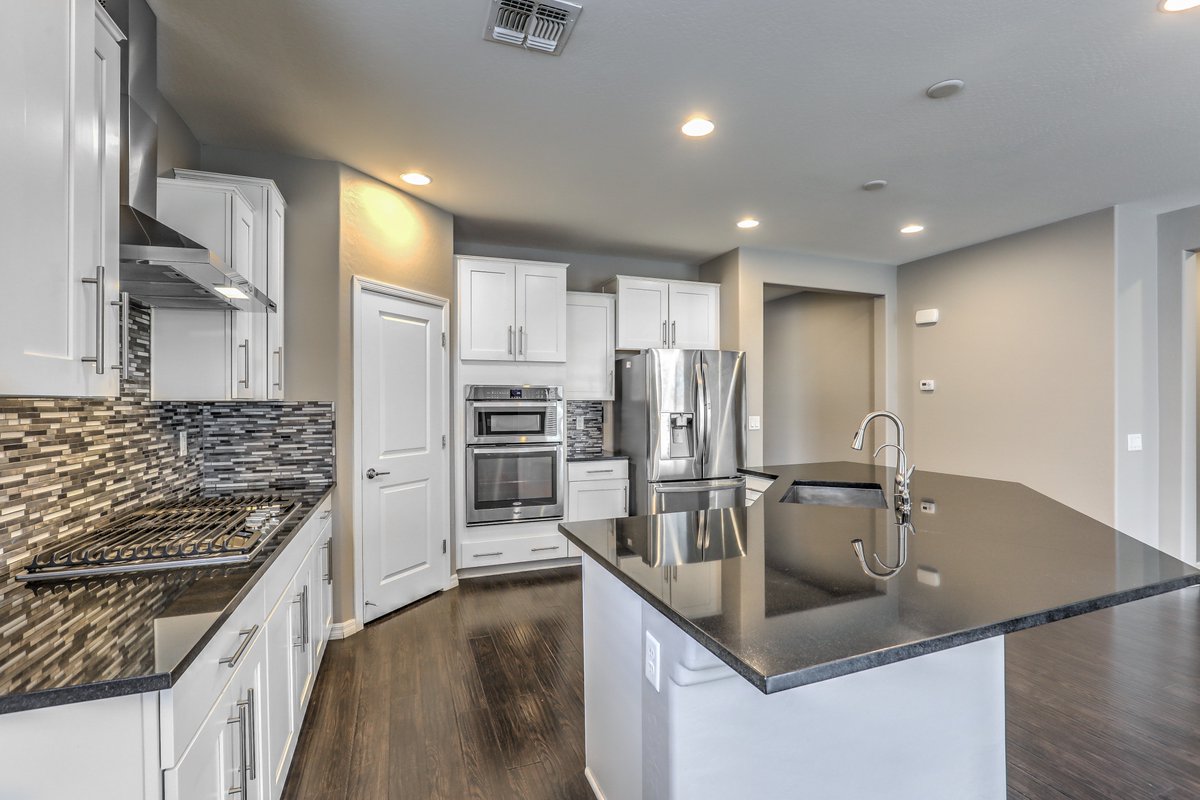 amrenrealty's tweet photo. NEW LISTING❗️❗️❗️ 

Stunning 3 Beds 3 Baths House with Solar Panels 🏡

3 beds - 3 baths - 1,963 sqft

2015 built ultra modern beautiful house, a must see!

Contact Broker/Realtor Inna Mizrahi at ☎️ 702-812-6828 https://t.co/95a9aRHGyH