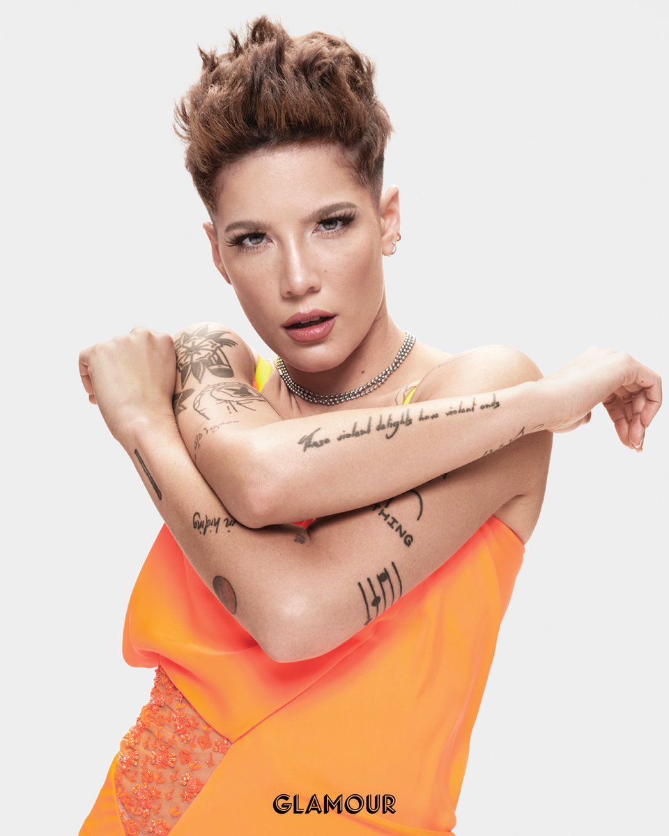 samanthabarry's tweet photo. And what better way to kick off our new look than with our first cover star of 2019 @halsey. She’s a woman who dares us all to be “inconvenient”; who won’t stay silent when female musicians are held to a higher standard than their male peers. https://t.co/OnBrYnvEsq https://t.co/lXhhXDLhV6
