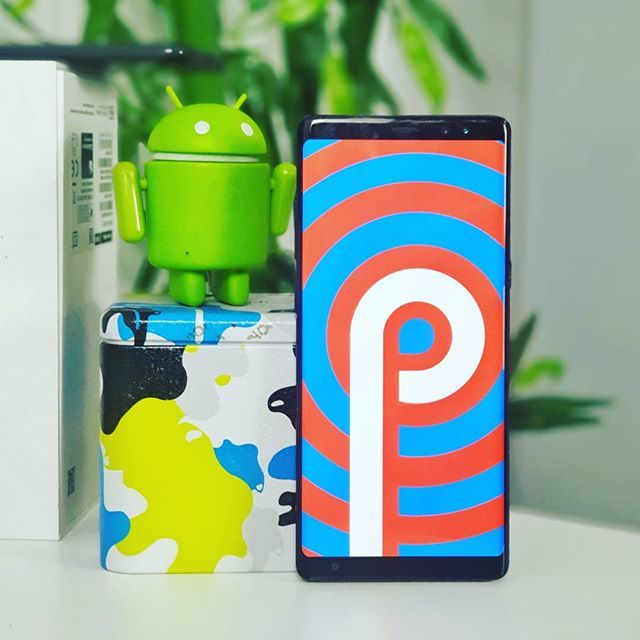 ChanuxBro's tweet image. #AndroidP ගැන වීඩියෝ එකක් දැම්මා Youtube එකෙන් බලන්න. Link එක මගේ Bio එකේ ඇති. Follow @ChanuxBro for more. 🐧 bit.ly/2sUL9f3