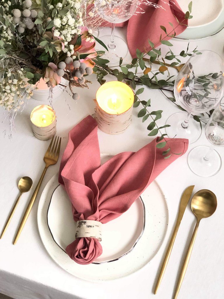 Everyone is goin crazy about the color of this year - coral. But it doesn't matter what color do you prefer these birch bark napkin rings looks good with all the colors 😉
MiLiCrafts.etsy.com

#myeclecticmix #napkinrings #coloroftheyear #coral #coralcolors