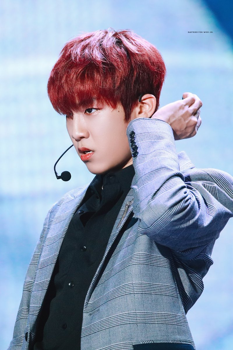 Babybird_lo's tweet photo. 190126 울 우진이가 아끼고 아껴뒀던 빨간 머리 진짜 넘 예쁘구 잘 어울려

#박우진 #parkwoojin https://t.co/E67hZR9lWk