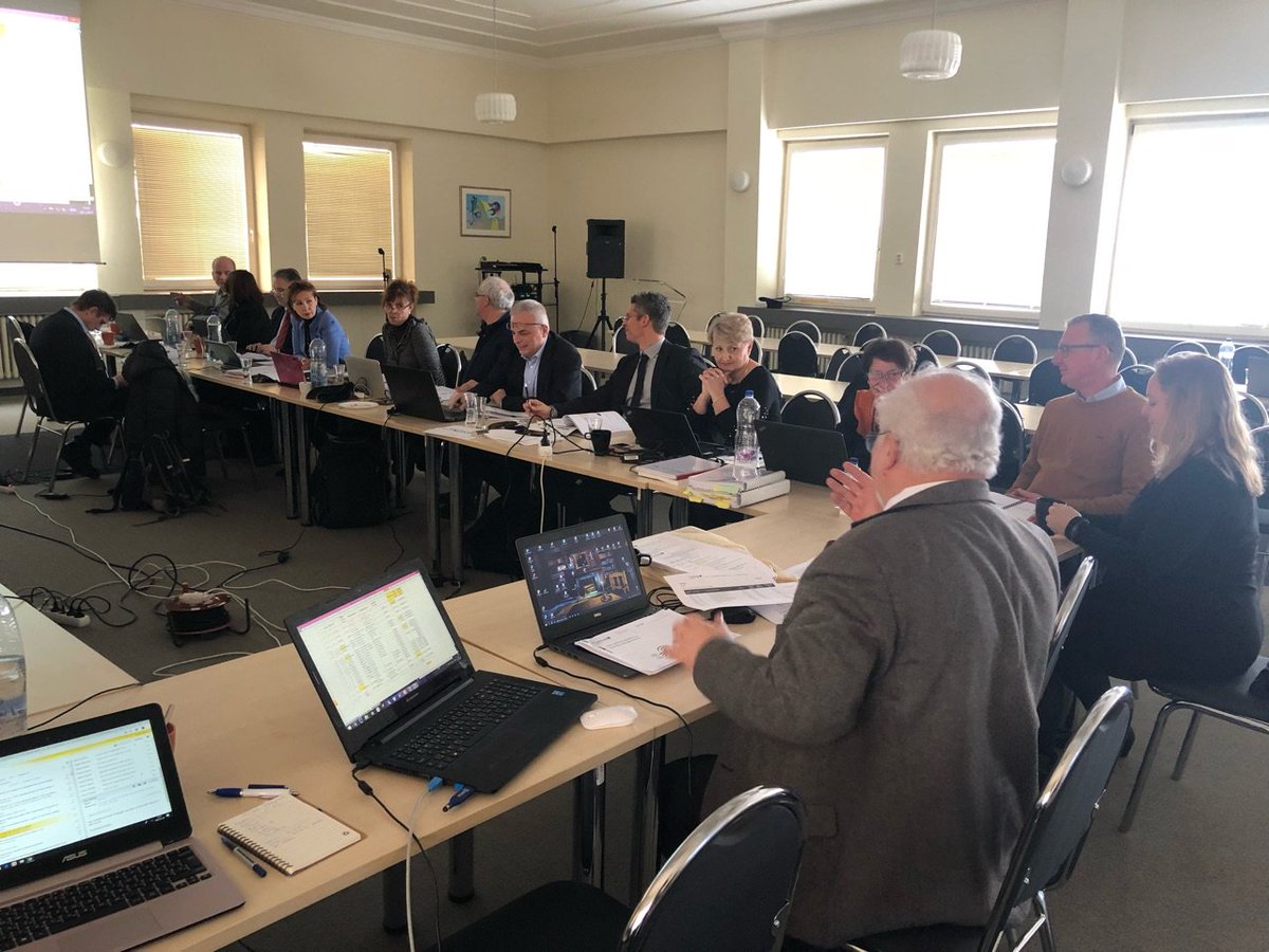 GWPCEE's tweet photo. Several “I”s were challenged in the discussion at #JOINTISZA Editorial meeting today: How to make the Tisza RBMP really International, Integrated and Innovative? #Tisza #TiszaBasin #RBMPs https://t.co/yo4aQIIvzs