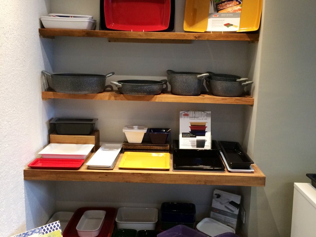 PrimewareC's tweet image. Take a tour around our showroom!  Book a visit by emailing sales@primewareceramics.com or call 02089951119 #primeware #ceramics #catering #food