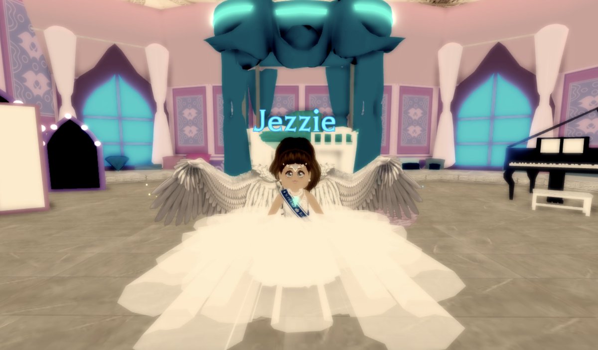 Roblox Gymnastics On Twitter First Time Winning Prom Queen