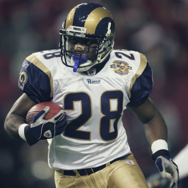 Tim_KM_'s tweet photo. Anyone like this guy? @NFLVintageUK #gold #chrome #beautifulLid #incoming #HOF #Rare #notSeenBefore #NFLUK #Rams #SuperBowl53 #RamsNation https://t.co/29bfYlKkNQ