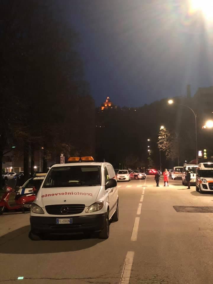 PacbOnlus's tweet photo. Fuga gas in Via Lorenzetti a Bologna. I nostri Volontari, attivati dal Comune, sono intervenuti in aiuto della cittadinanza con una ambulanza e tre mezzi trasporto disabili.
#bologna #anpas #volontariato #ambulanza https://t.co/lbY9rPmNg0