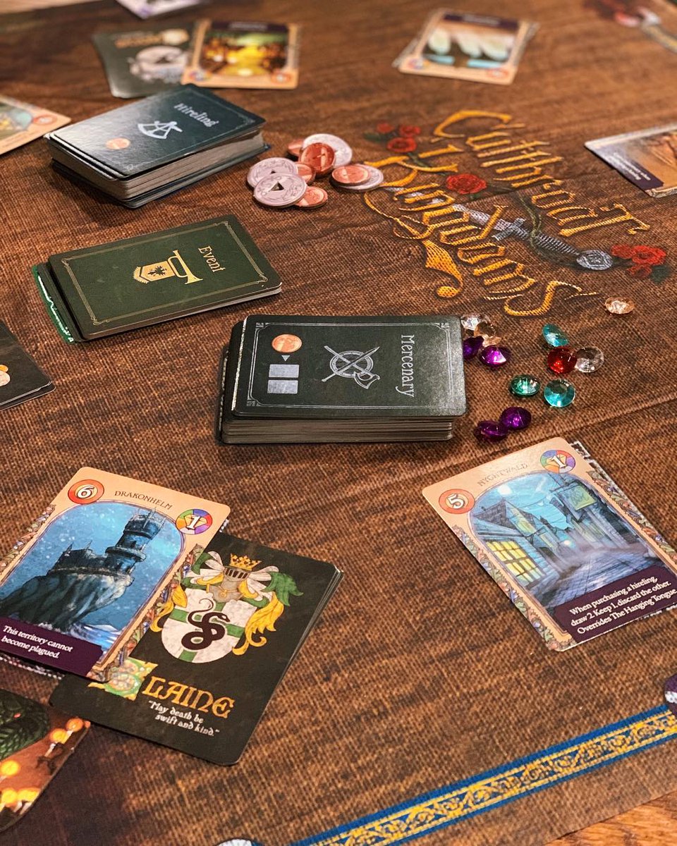 In the spirit of finding new board games: picked up Cutthroat Kingdoms from the board game shop shelves the other day! // it sounds great so far!
What new games have you found lately? 💡💡💡
#boardagames #gamenight
