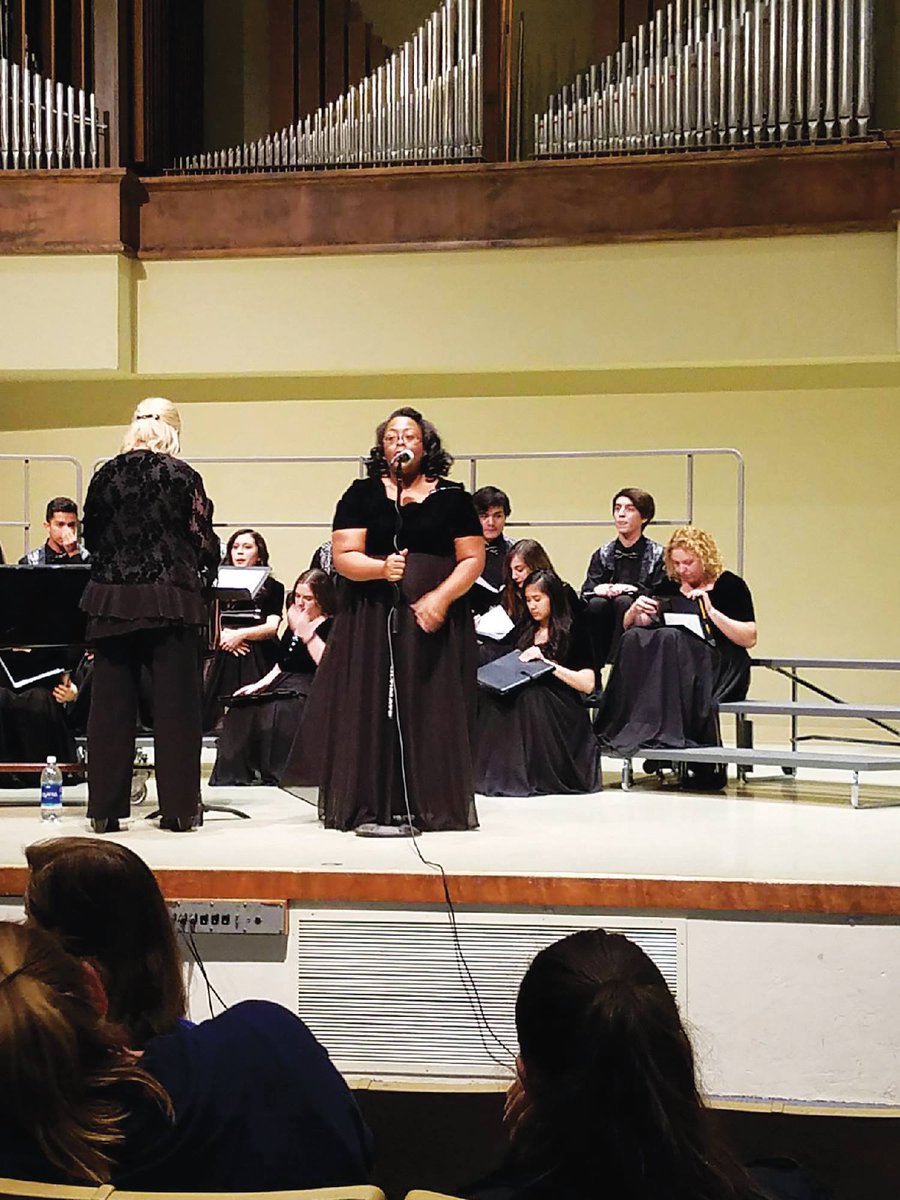 Recorder_SDA's tweet photo. Christina Allen, senior film and music double major at #PacificUnionCollege, combined her two biggest passions (film and music) for a future in musical theater that spreads the love of God. Allen says there's a theme in all she produces. “It all highlights God’s grace...”
@PUCNow https://t.co/eab9GZXtzg