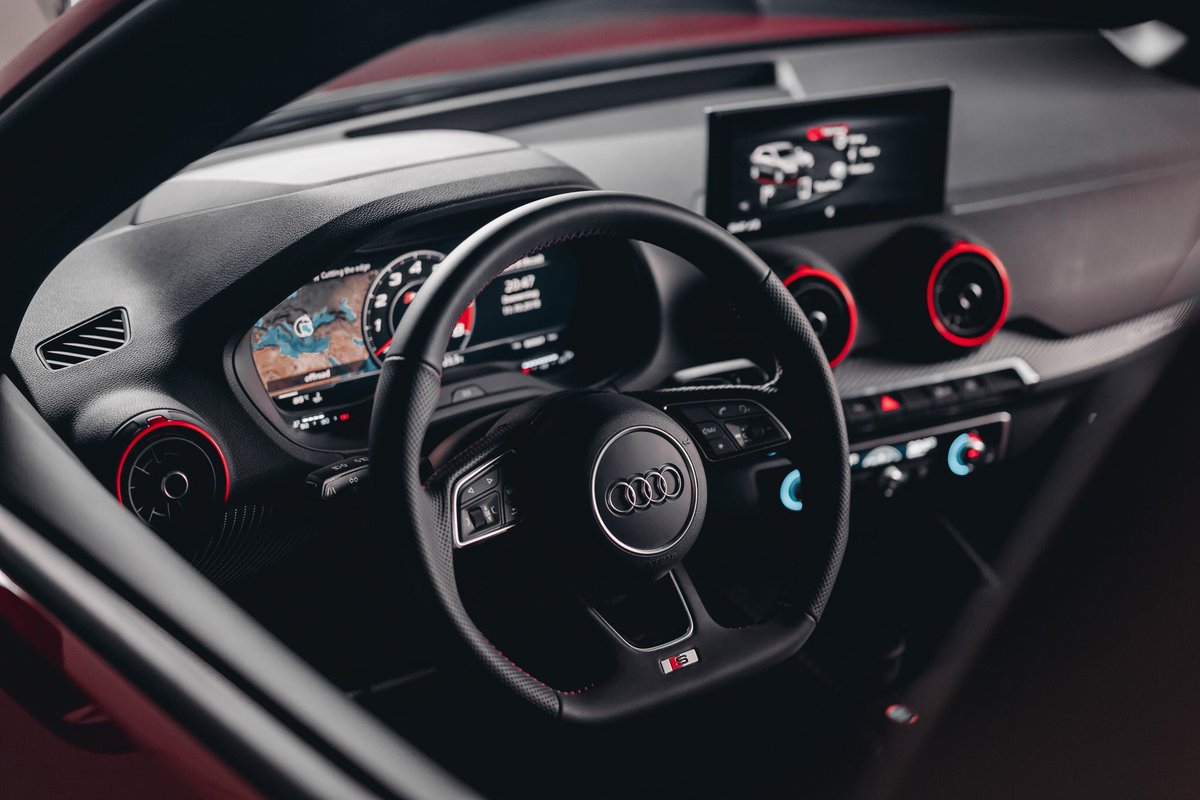 AskAutoRepair's tweet image. From the single frame grille to the extra secure sport seats and the control center in the cockpit, it's an all new sporty design through and through. The AudiQ2 looks amazing!!!

#ASKAutoRepair #AudiSQ2 #TheSpeedofLife