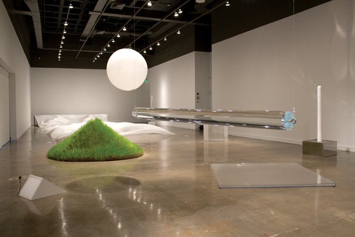 XTRAartjournal's tweet image. “The intellectual sharecropper bereft of a secure position, who works land to which he holds no claim, is one all too familiar to artists and academics alike.”

@MelissaRagain on the @MIT Center for Advanced Visual Studies 
 #fromthearchive #spring2012 
x-traonline.org/article/from-o…