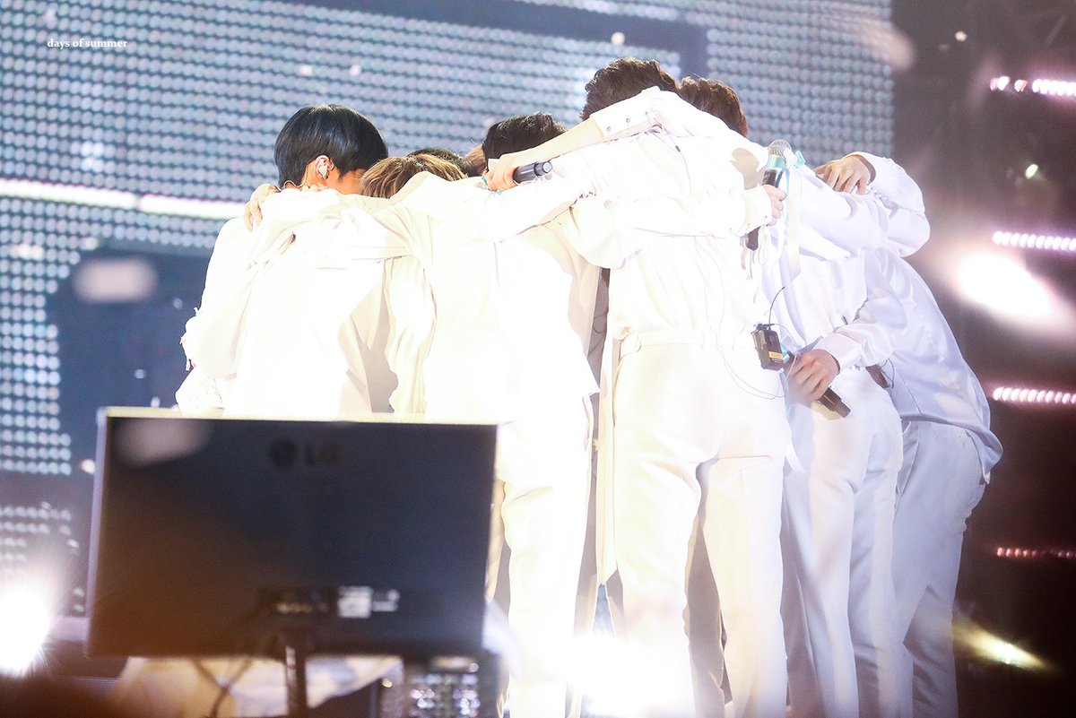 days_ofsummer's tweet photo. #우리_워너원_사랑합니다 https://t.co/LDlGUclBgs