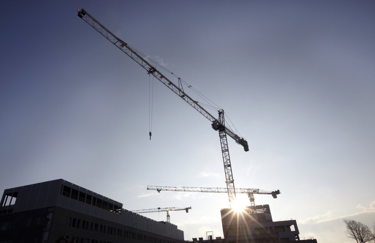 We're taking your building permits ONLINE - as easy as completing an online application, uploading your digital drawings and documents, sending in any revisions electronically and then receiving your approved building permit! Learn more: bit.ly/2G63o9k #HamOnt