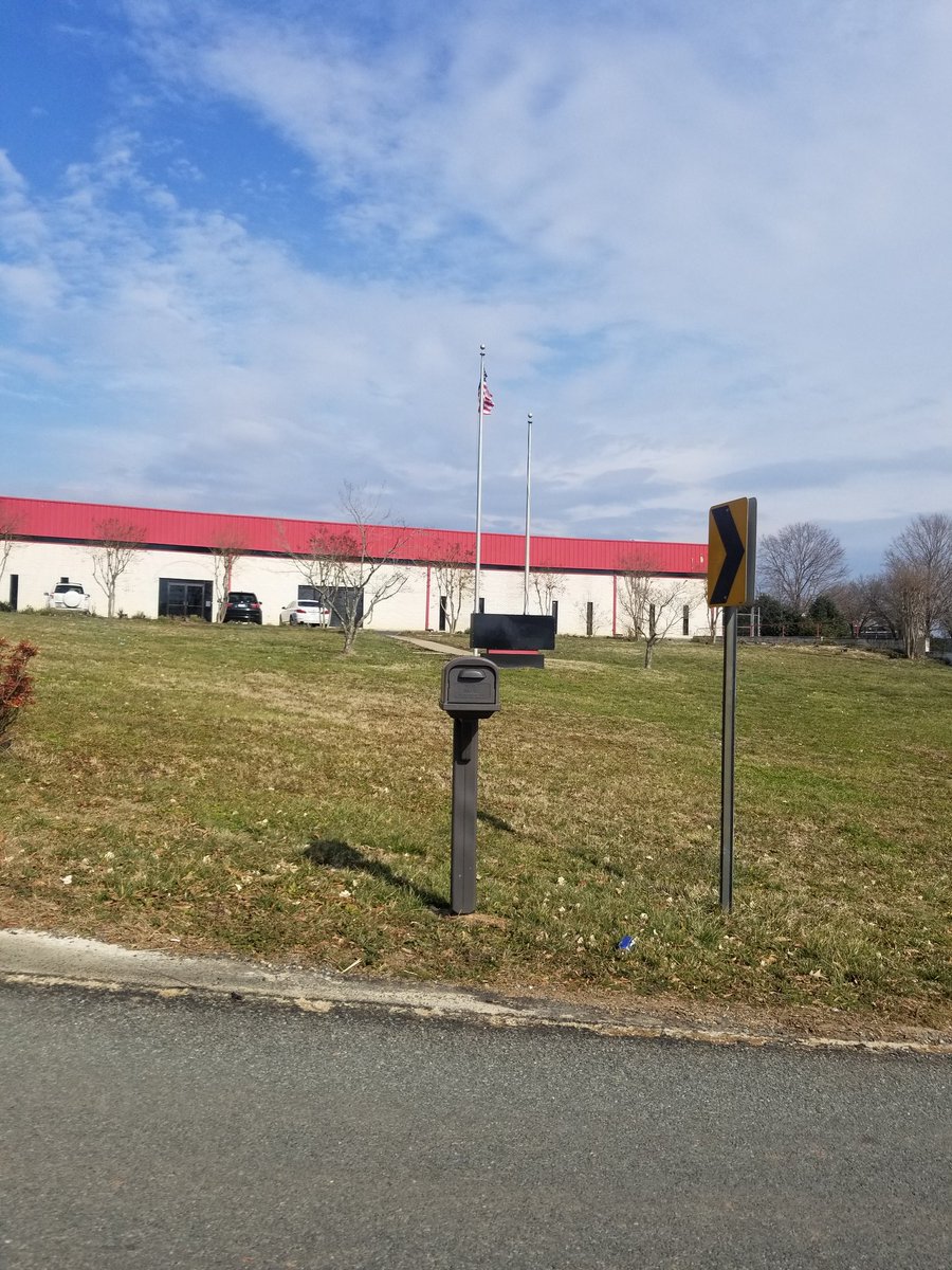 delusion_devine's tweet photo. Day 301 of Ron Devine being out at BK Racing (or what use to be BK Racing) and it seems awful quiet around here 🤷🏻♂️ #BKRacing #NASCAR #DAYTONA500 #HiRon #taxevasionking #WhereIsEveryone #AliensMustHaveLanded https://t.co/VxPIVAZV0D