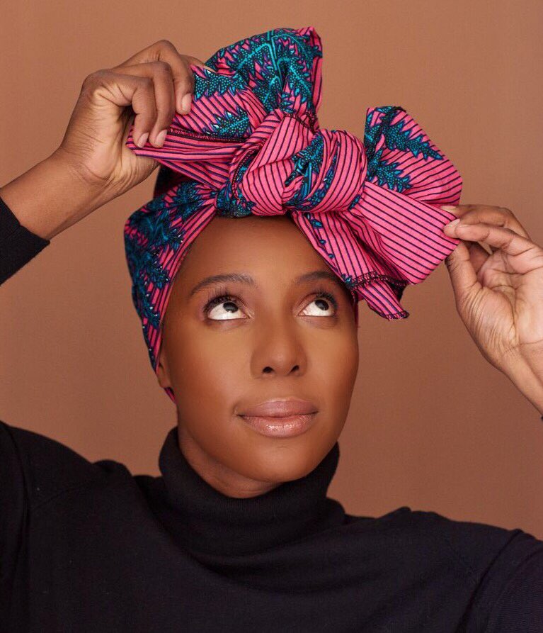 ShopAsodara's tweet photo. The bigger the bow, the better!
Model: @bemthewrapper πΈ: @efexphotography #asodara https://t.co/UWLM7i5dls