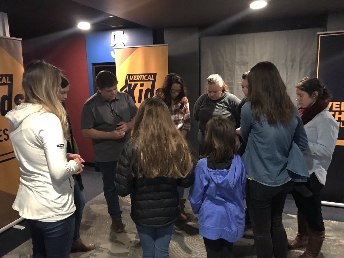 Vertical_Mke's tweet photo. At Vertical, we believing firmly in the power of prayer. Join us this Sunday to hear Pastor @jesselschmidt preach on the role of prayer in the life of the church as we continue in our #verticalessentials series.
#verticalmilwaukee 
#unceasingprayer https://t.co/gnRQah1bjl