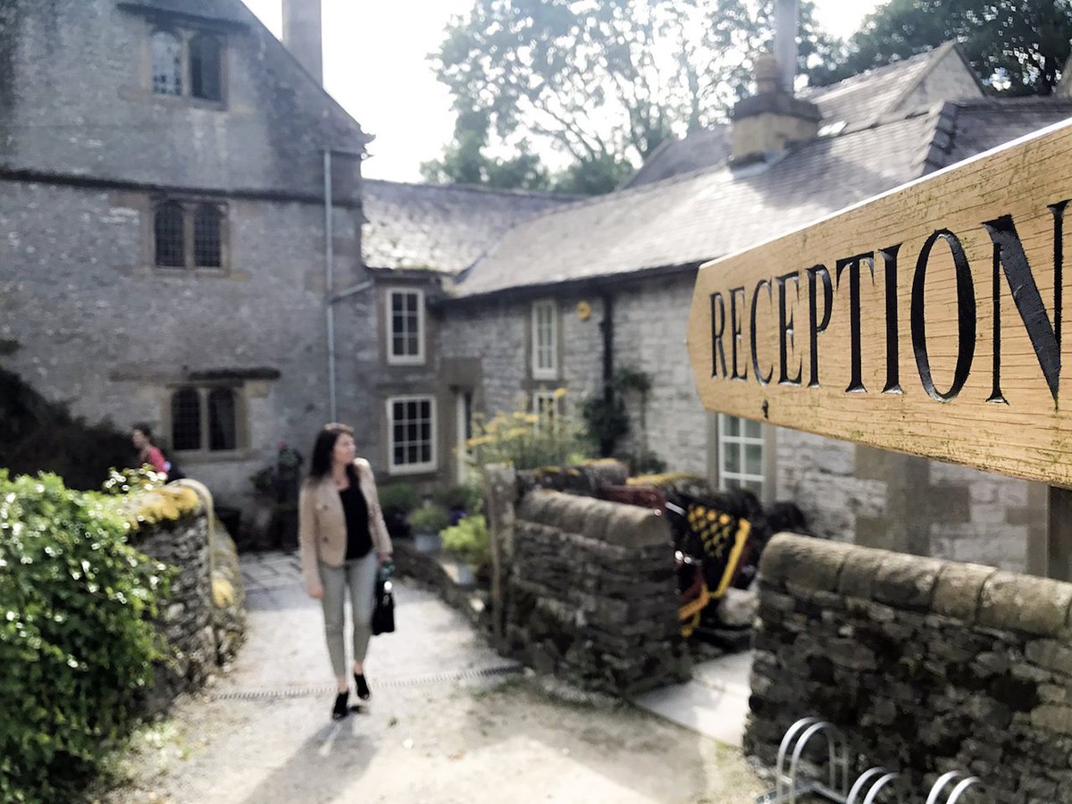 The perfect ingredients for a #walking holiday - glorious surroundings, a very comfy bed to rest your aching bones &amp; amazing, hearty food to refuel. 
Nestled in the heart of the #PeakDistrict, our country house hotel makes the perfect base for exploring. 
ow.ly/mkdc50kgEJD