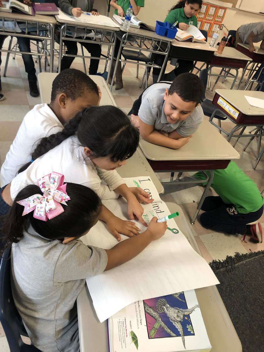 celestehoeg7's tweet photo. ELs In 2/3 split SEI FC class @frps_HenryLord collaborating as teams to using their 5 senses, helping verbs and action verbs to engage with a text in REACH @CengageLearning @NatGeoEducation https://t.co/QCnukMgMHm