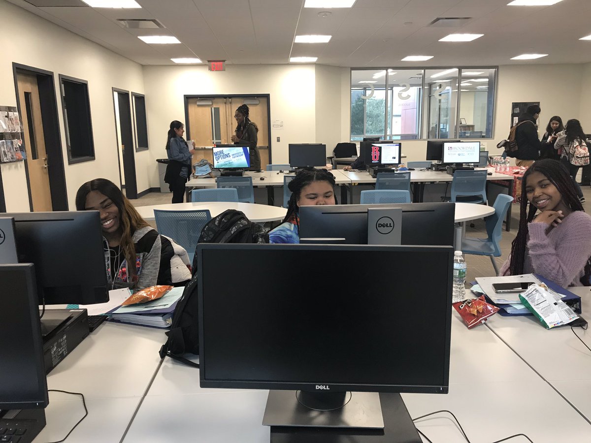 2nd Semester @ Brookdale under way. #workinhard
