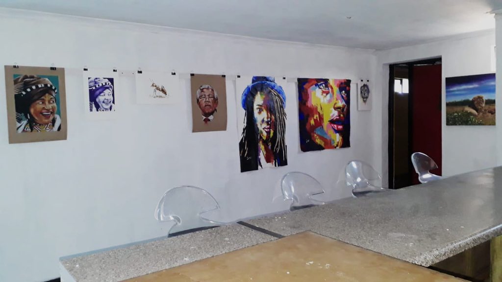Velokhaya's tweet photo. Been wondering whatβs inside our colorful containers? Take a look inside and see whats been cooking, well, been painting! Khayelitsha got talent! π¨πΏβπ¨ Lese #KhayelitshaArtHub #GetYourselfOne https://t.co/hQMKz5ewR1