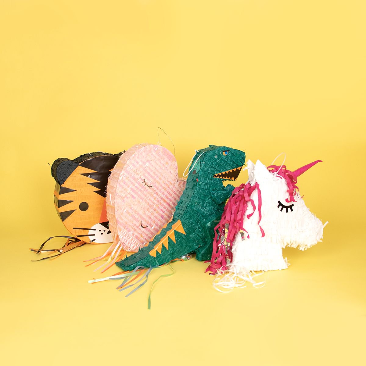 Le meilleur atelier des anniversaires : la piñata ! We have new pinatas on the shop! 🎉 #pinata #licorne #dinosaure #mylittleday #dailydoseoffiesta buff.ly/2SgUKLy