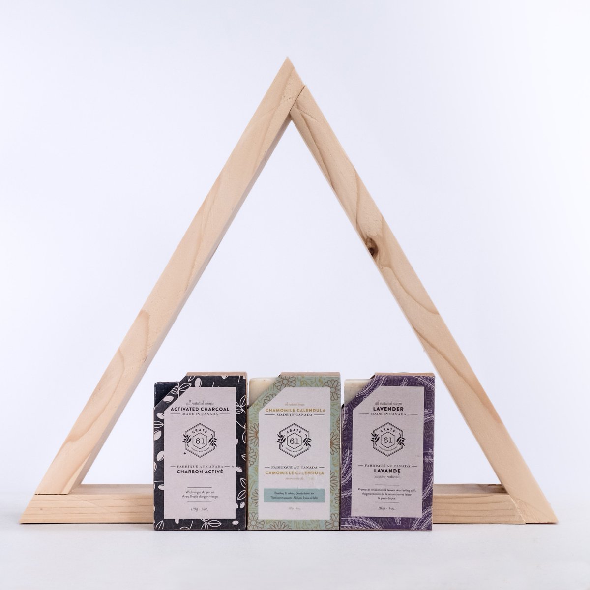 marlowsphotos's tweet photo. I love it when I can combine two products in one shoot. These triangle shelves have been amazing to photograph 

#crate61 #canadian #buycanadian #productphotography #merchandisephotography #ecommercephotography #soapmaking #smallbusiness #buylocal #sheabutter #lavender #charcoal https://t.co/pQG7FSIdYE