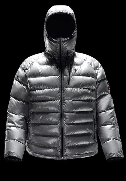 Roamingpop's tweet image. RALPH LAUREN’S “RL HEAT” APP-CONTROLLED JACKET!? Stay warm my friends!