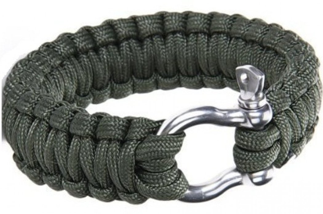 Bertvdoever's tweet photo. Bezigheid therapie. 
Je gaat naar de A.C.Tion. koopt daar lekker kneuterige knutselspullen. 
Maakt er zelf een armband van. 
Maar dan wel met een vleugje stoer... #paracordbracelet
#diy #resetthebrain https://t.co/CXDKfcHmbt