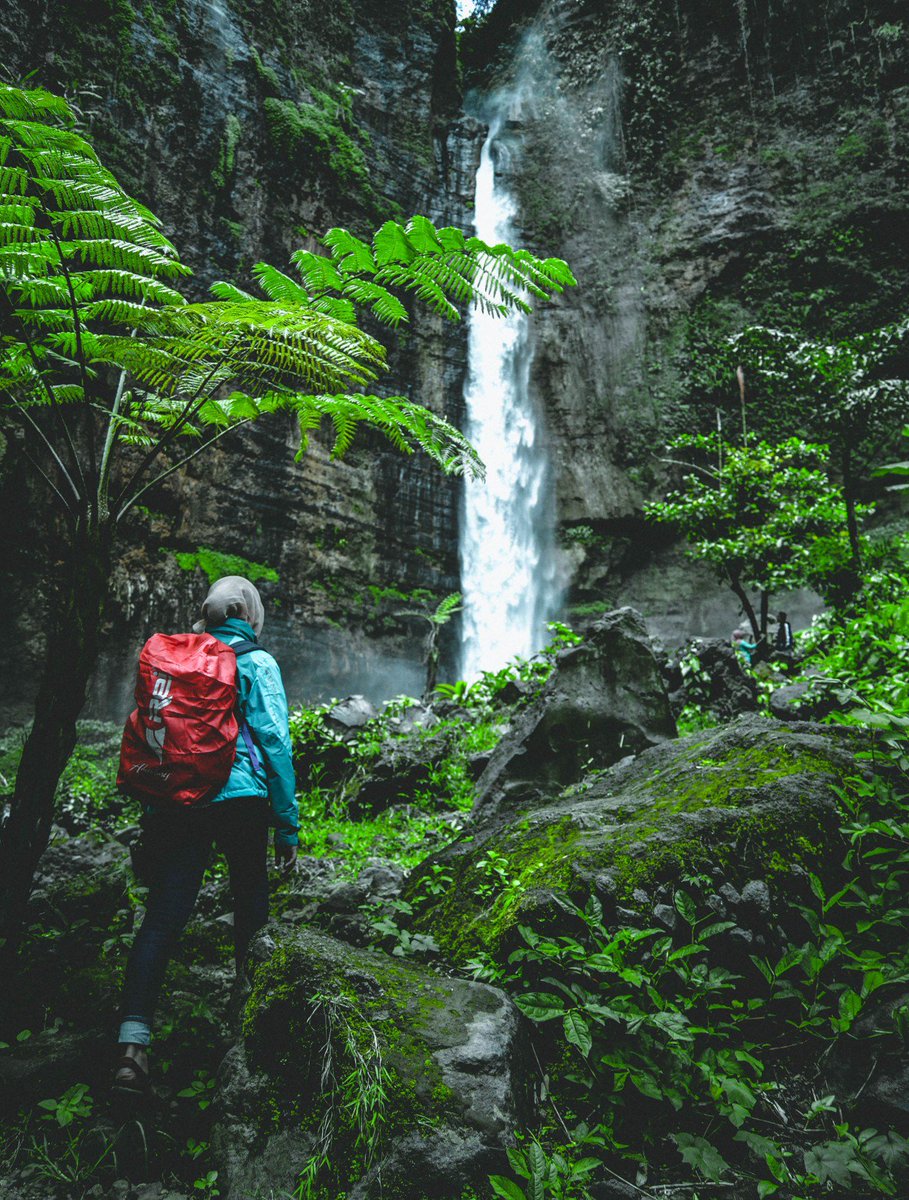 Photo: Nurhadi Cahyono

#adventure #travel #explore #discover #outside #global #satellitephone #rangeglobal #hiking #camping #waterfall #mist #rain #lush