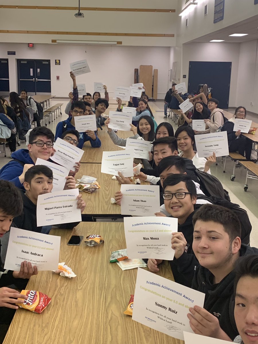 First semester grade celebrations! 3.5 and above! #smartycats! <a href="/SHSregion/">Tim Liles</a> <a href="/fresnounified/">Fresno Unified</a>