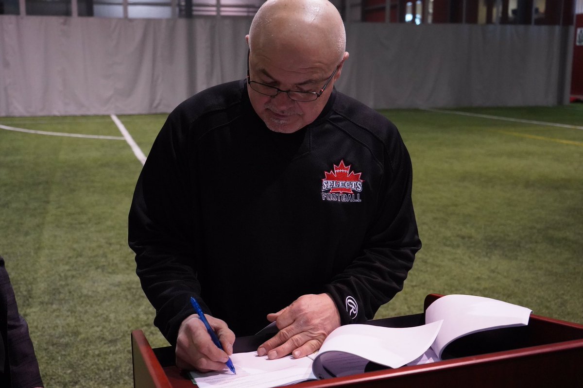 SaskSelectsFB's tweet photo. We’re very excited to announce that we’ve signed a three-year deal with the @CityofMooseJaw to become a primary tenant at @yaracentre. 

#SelectsFamily #CityMJ https://t.co/ylI5rF3uAi