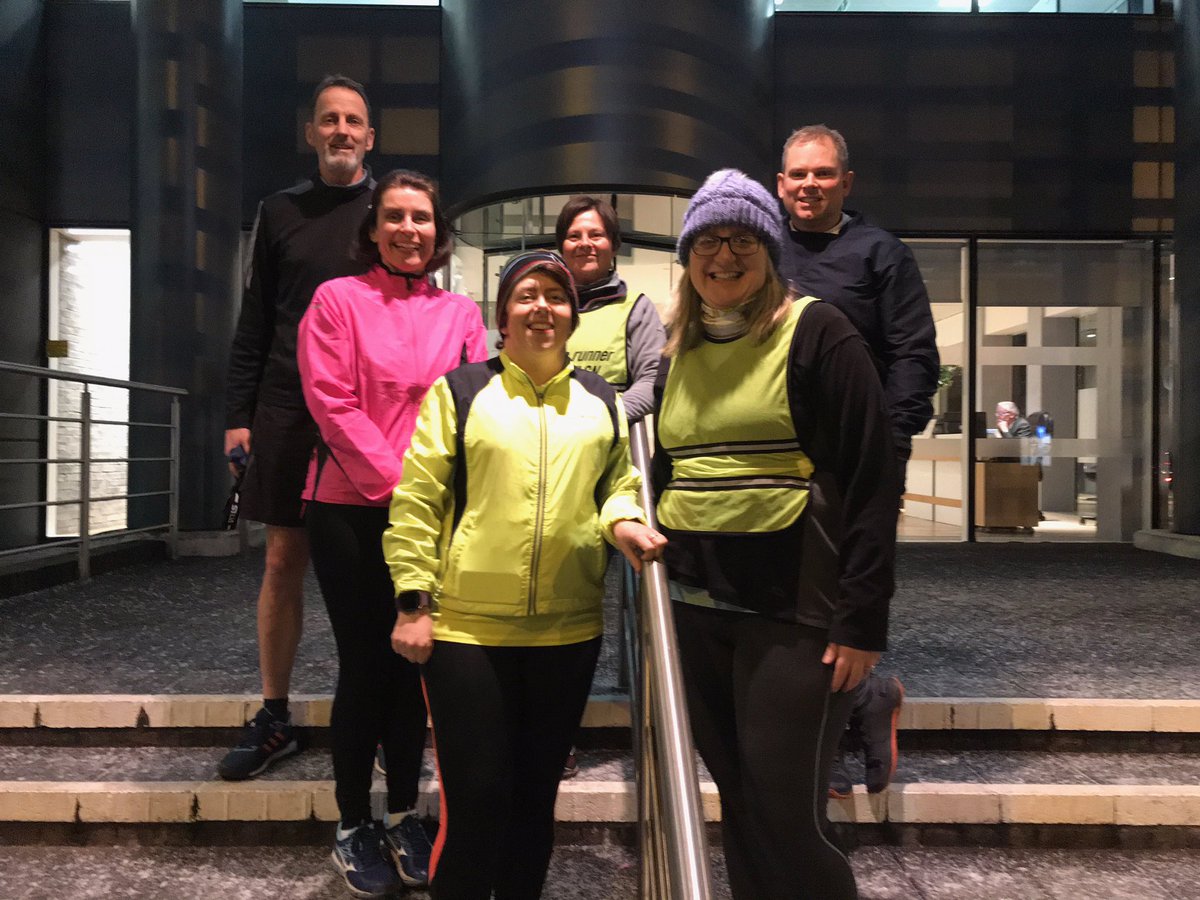 SarahJSpall's tweet photo. Team @MercerWoking run club raring to go before our timed 1ks this evening in the pouring rain. Rather happy with my times, quicker than Iโve run in a long time thanks to some nice pacing by my colleagues. #merceractive #nuttyrunner #surreyhalf @LGNWellbeing https://t.co/UqEW7eZ3Fz