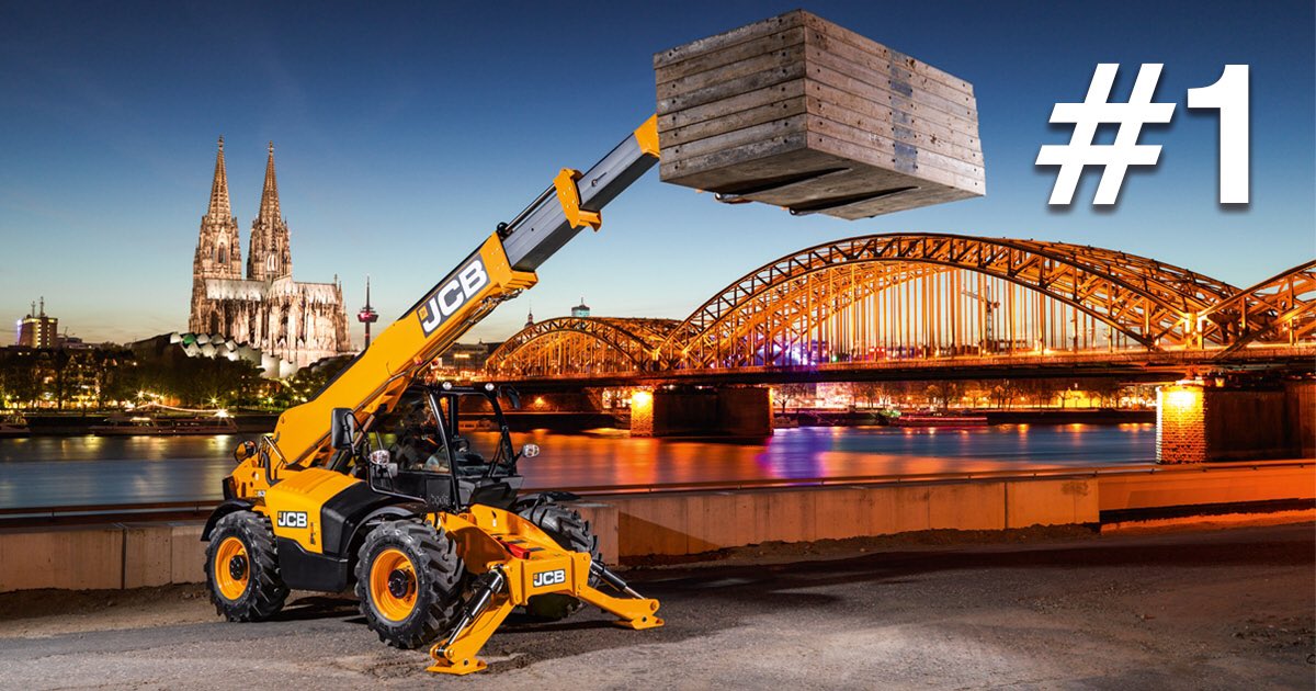 JCBmachines's tweet photo. Last year, JCB produced more Loadalls than ever before - more than any other manufacturer. This record-breaking year further cements the Loadall's status as the World's number one telescopic handler! https://t.co/ueGTGOOyJT
