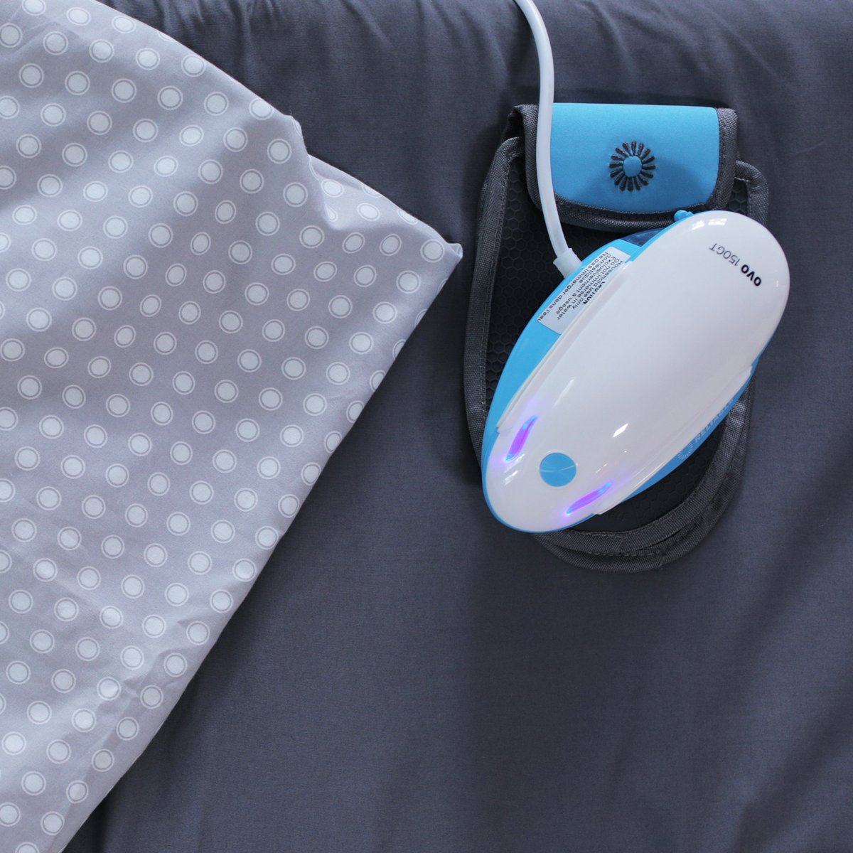 Remove wrinkles from fabrics of all sizes! Despite its size, the Ovo 150GT packs a serious punch. With continuous steam and a ceramic coated soleplate, the Ovo makes quick work of your fabrics.

#Iron #Steamer #Quilting  #FashionMustHave #TravelCompanion #WrinkleFeee