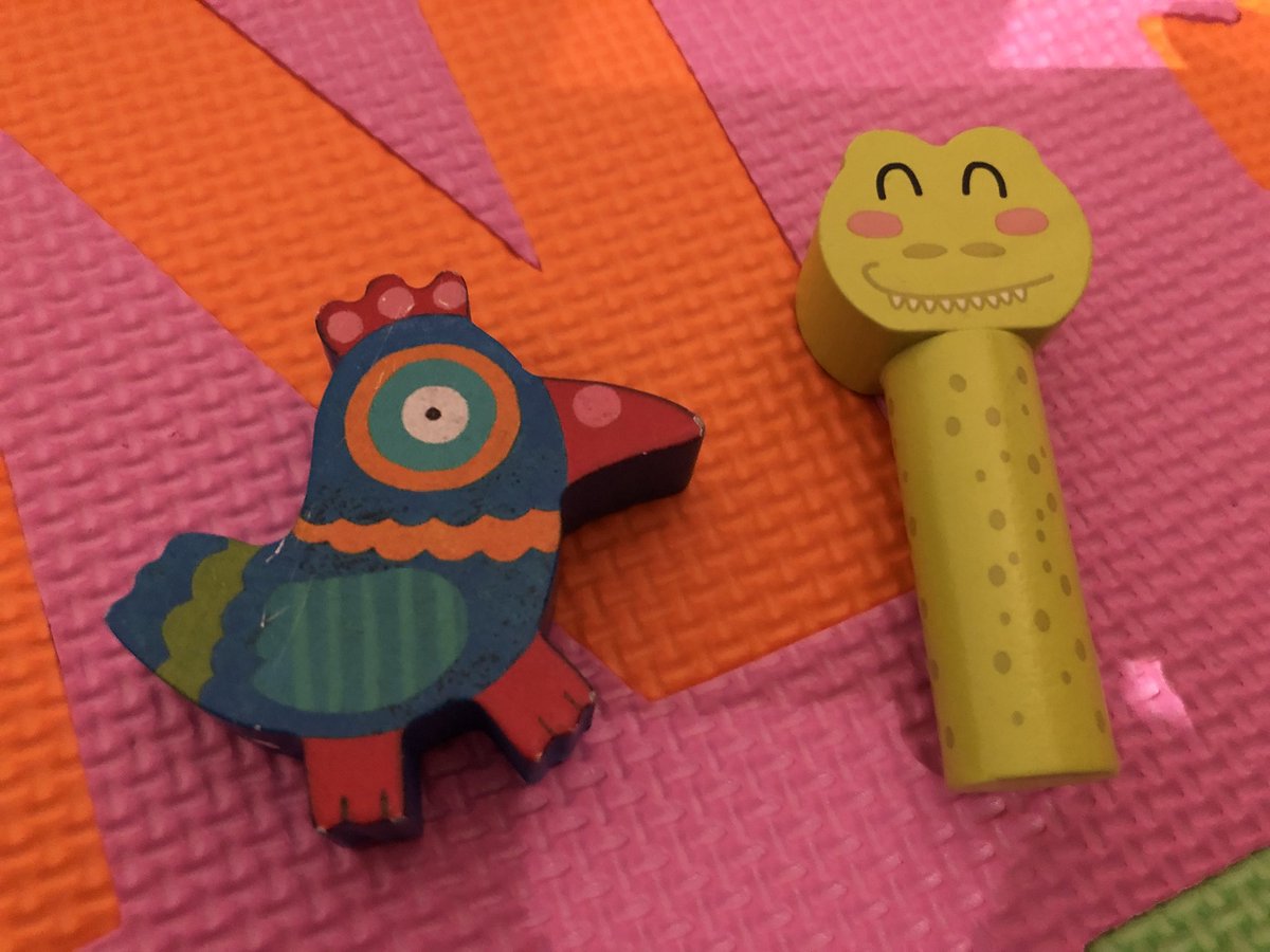 A ver, un poco de ayuda para dirimir una cuestión familiar con <a href="/aracelus/">Ara</a>... ¿Qué animales son? Todas las aportaciones serán valiosas. ¡Gracias! 😆